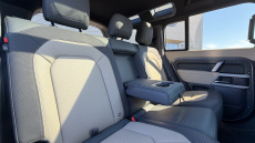 Land Rover Defender 3.0 D250 X-Dynamic SE 110 5dr Auto Diesel Estate